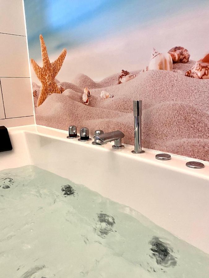 Kaiserliche Hofpost, Mit Whirlpool Und 2 Terrassen Schleiden Exterior foto